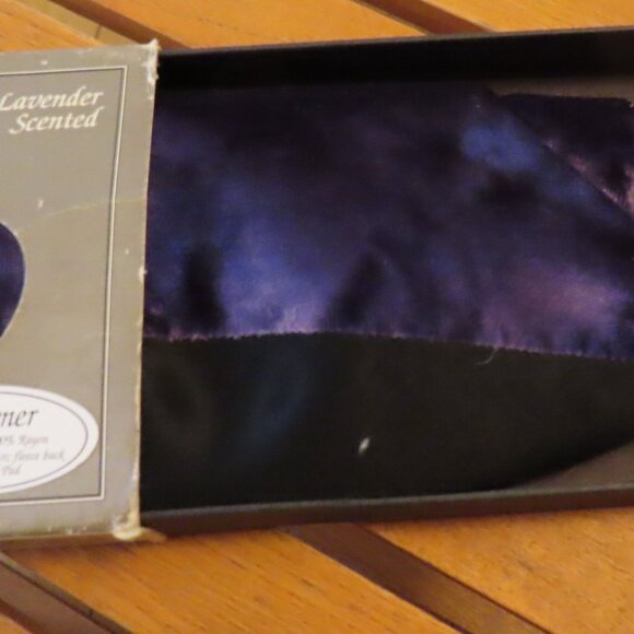 Helga's Lavender Scented Eye Pillow - Picture 4 of 5
